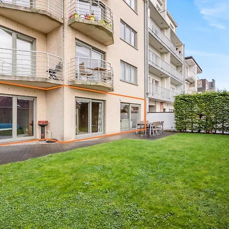 Luxury With Garden Close To The アパート *